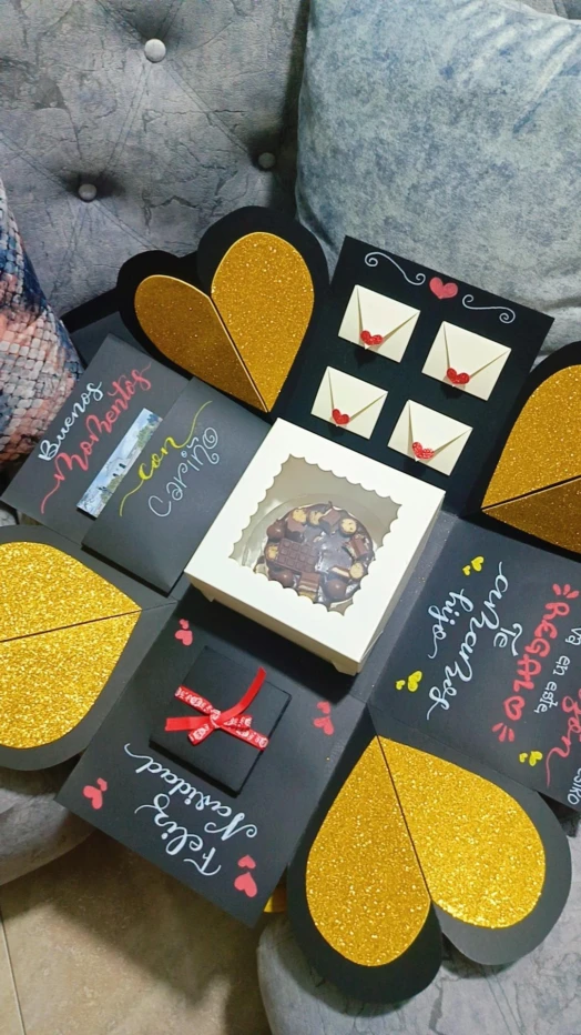 Caja explosiva corazón - Imagen 5